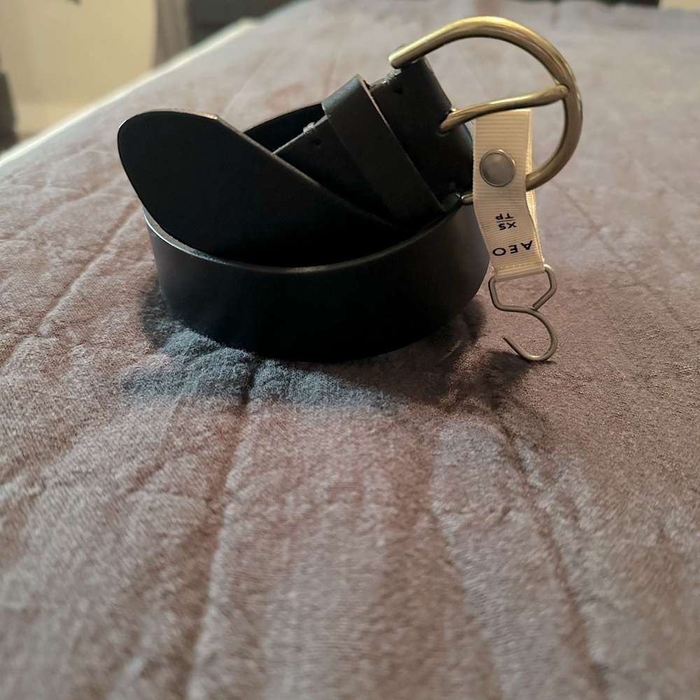 American Eagle high waist belt